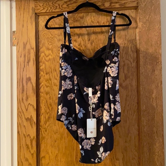 Floral Swimsuit - Picture 3 of 4